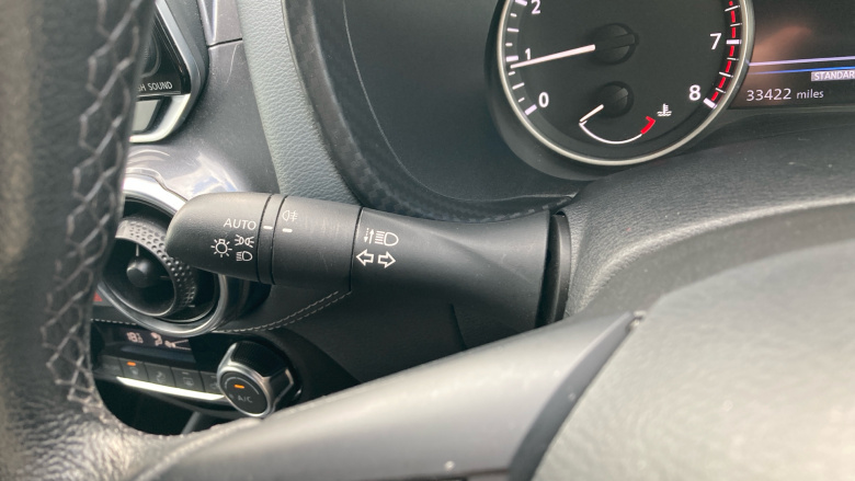 Nissan Juke 1.0 DiG-T 114 N-Connecta 5dr Petrol Hatchback